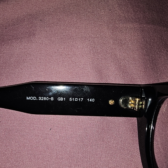 Versace reading glasses - Picture 4 of 8
